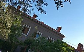 Apartman Lovor